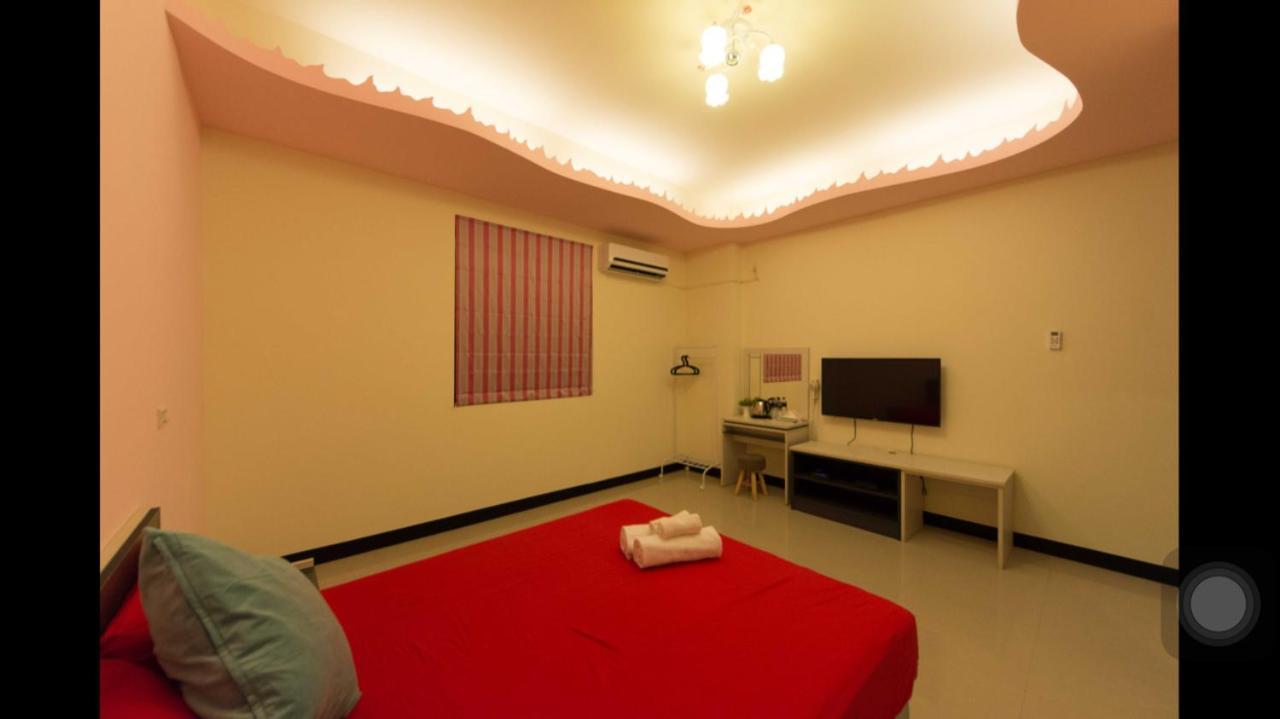 Kenting Orange Homestay Hengchun Exterior photo