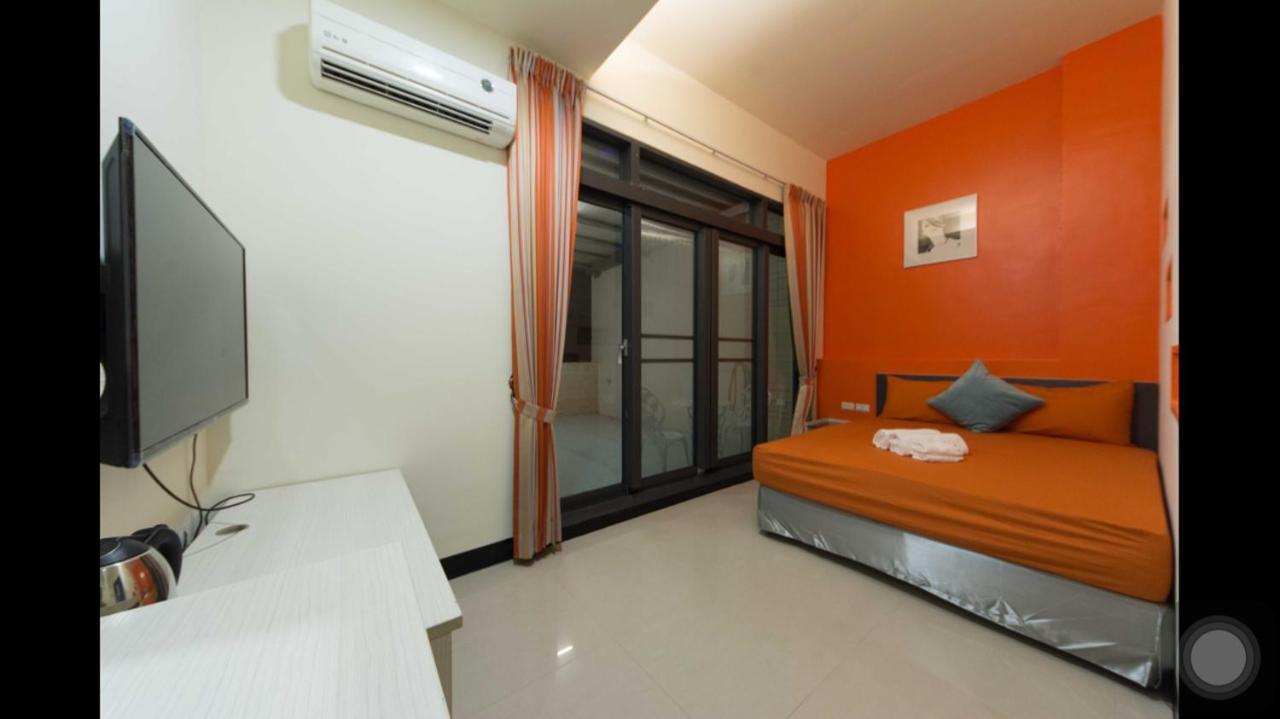 Kenting Orange Homestay Hengchun Exterior photo